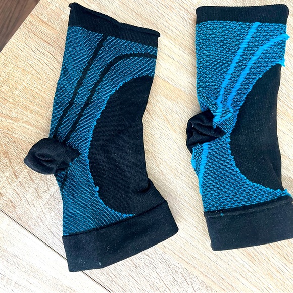Women’s plantar fasciitis compression support socks open toe fits all sizes 7-10 - Picture 1 of 3